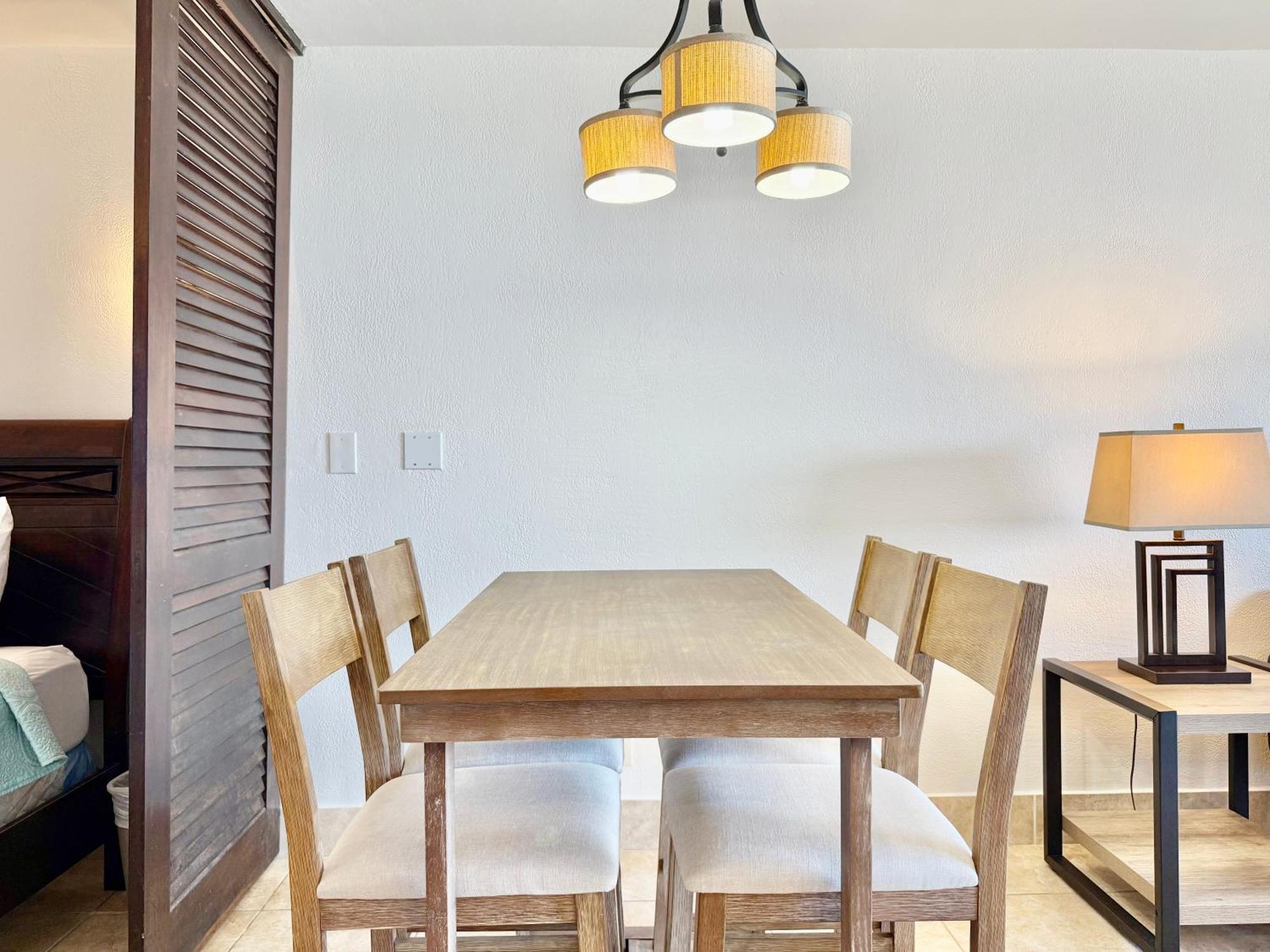 Sapphire Beach Beachfront Condo Free Wi - Fi! - Save! East End  Exterior foto